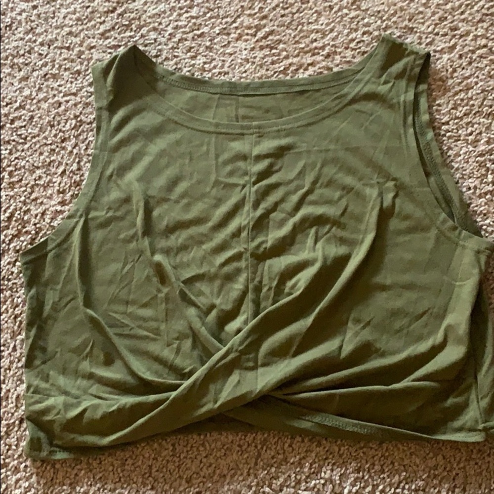 Cropped shirt